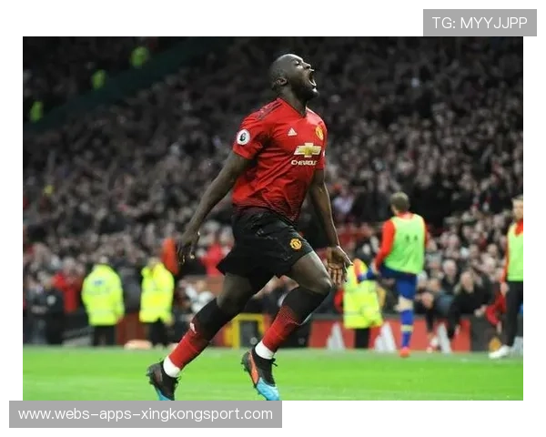 卢卡库力量碾压式突破完成终结