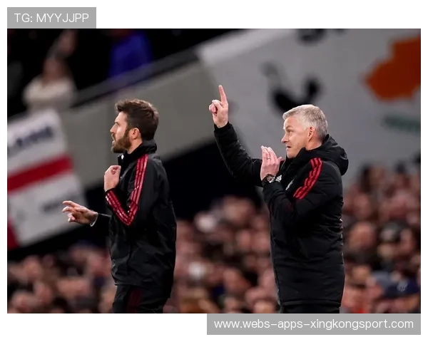 曼联迎战热刺，卡里克的战术能否让红魔再度称霸？